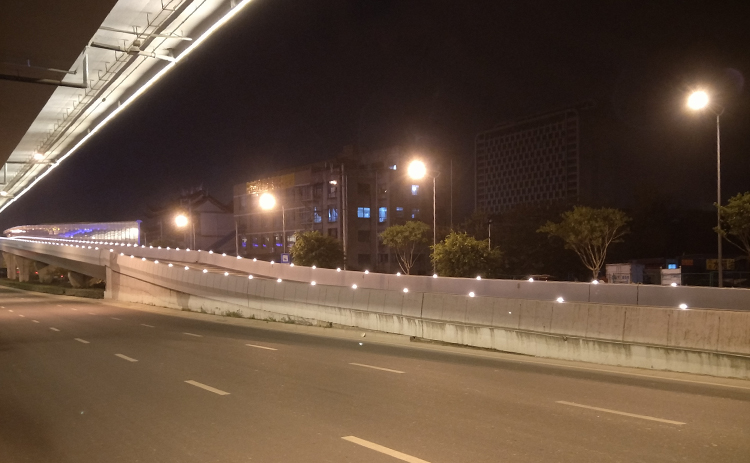 道路照明（míng）